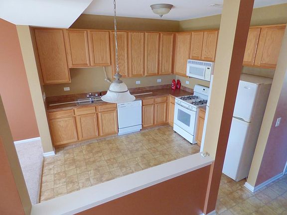 2nd image of 2265 Flagstone Ln