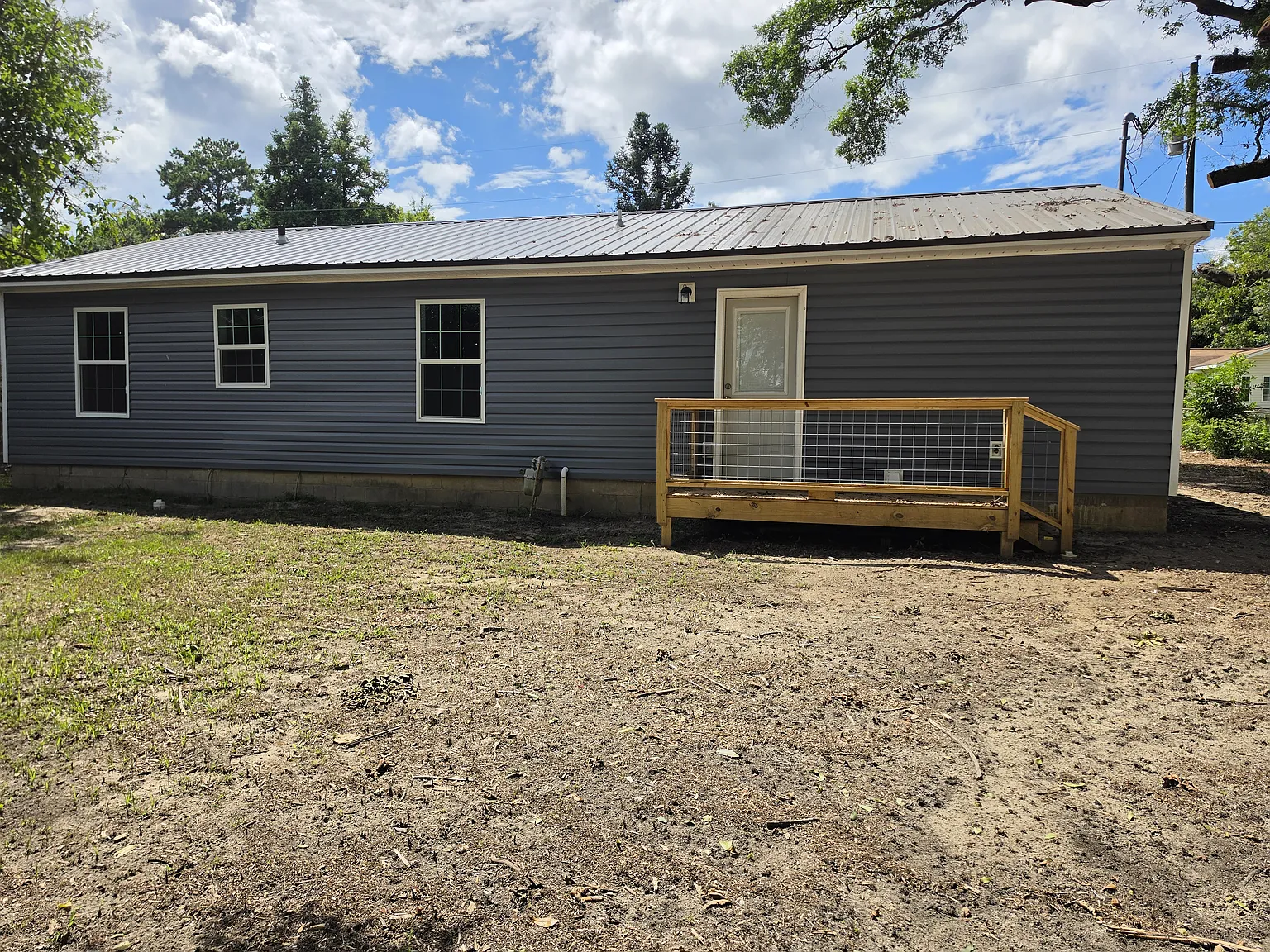4 bed, 1160 sqft, $1,450 — Photo 2
