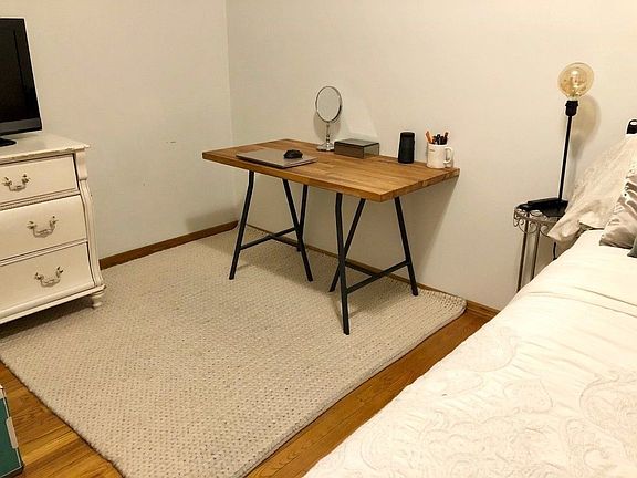 5th image of 73 Hausman St #10