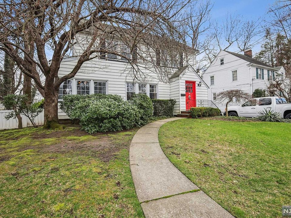 1st image of 178 Holland Ave