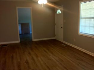 33 Deason St, Griffin, GA 30223
