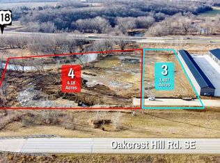 5317 Oak Crest Hill Rd SE, Hills, IA 52235