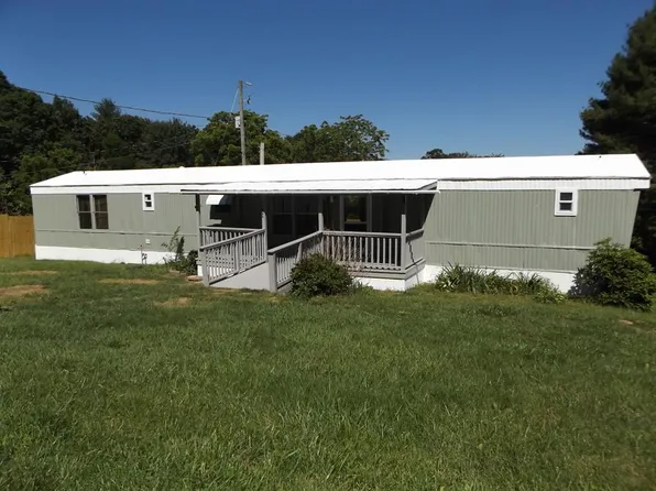 4747 Coulson Church Rd, Hillsville, VA 24343