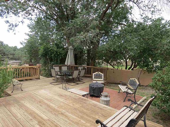 3rd image of 77 Mesa Verde St