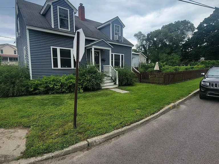 80 Russell St — Photo 23
