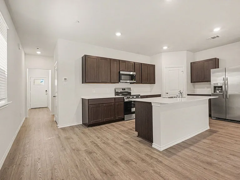 125 Arbor Dr — Photo 8