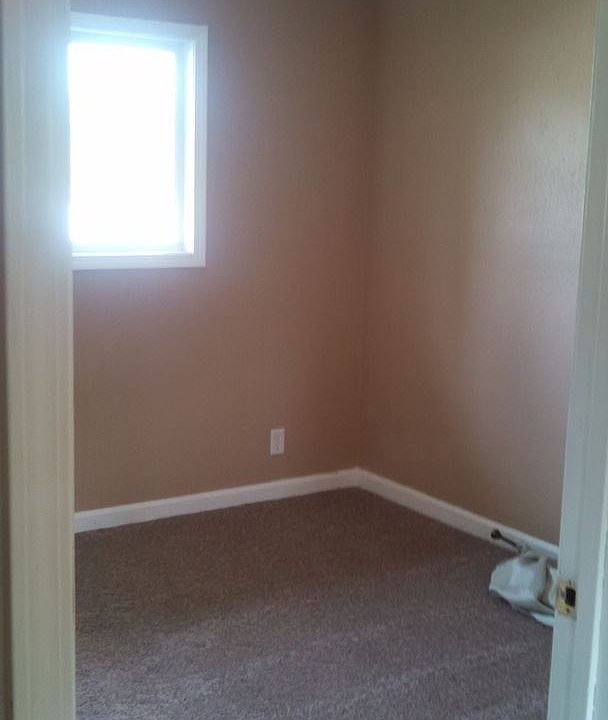2nd image of 511 C St #C