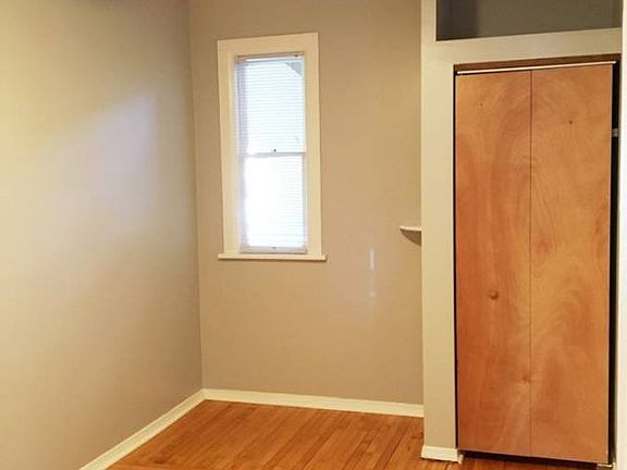 5th image of 4047 N Richmond St