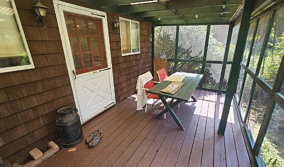 3rd image of 183 Skiba Rd