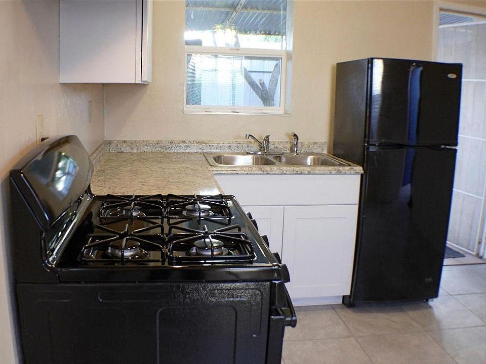 Gas stove only 2 years old.