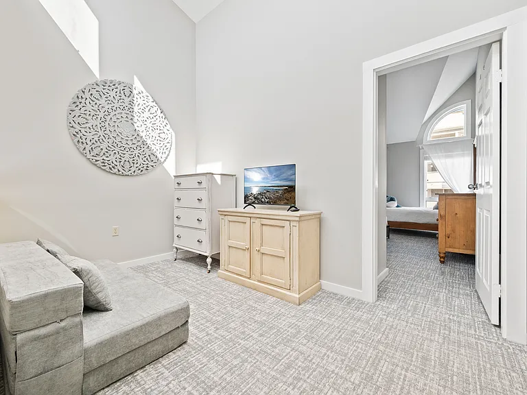 10 Ocean House Way #10 — Photo 15