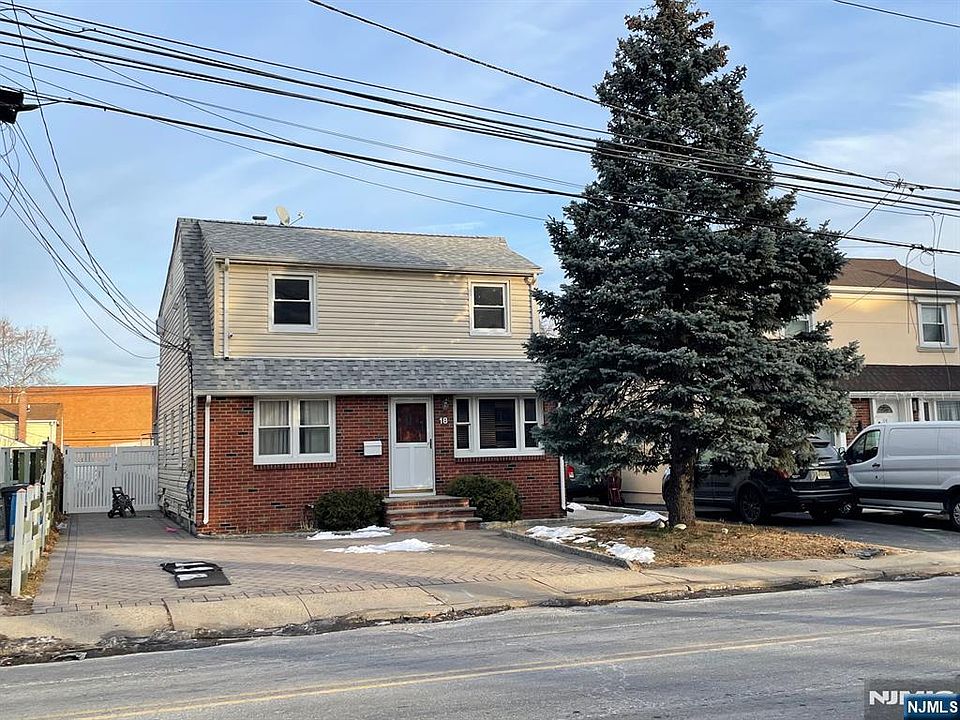 1st image of 18 Schuyler Ave