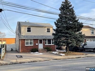 18 Schuyler Ave, Kearny, NJ, 07032