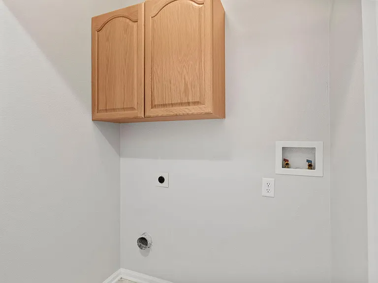 2067 Woodpark Dr — Photo 14
