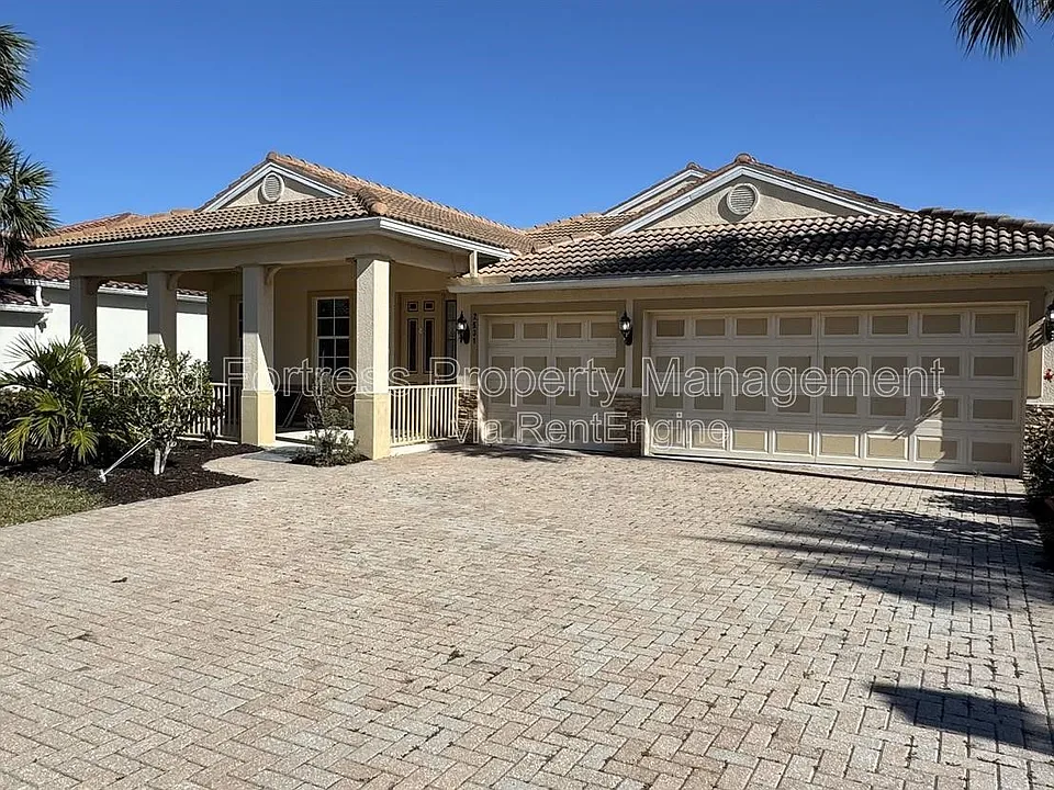 2531 Sawgrass Lake Ct