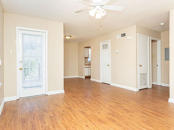 3rd image of 10624 Glenstone Ct #3