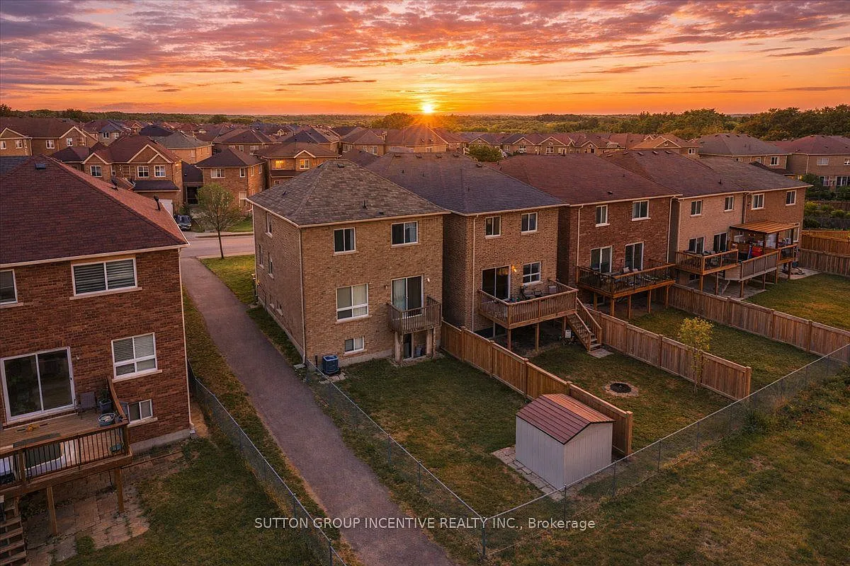 4 bed, $2,650 — Photo 1