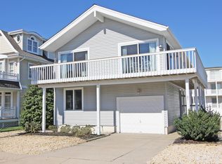 65 34th St, Avalon, NJ 08202