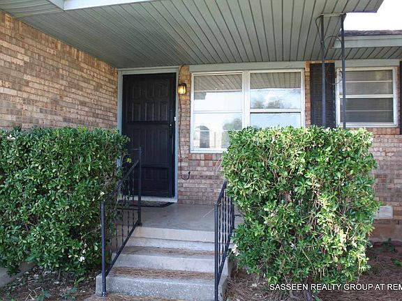 2nd image of 6429 NW Compass Dr