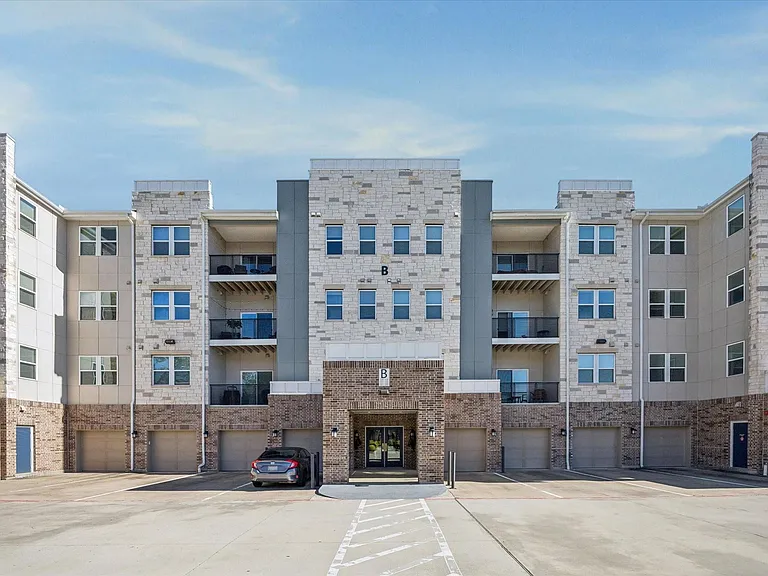 6804 Westview Dr #2307 — Photo 33