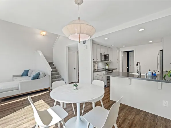 164 Stanford Ct #82, Irvine, CA 92612