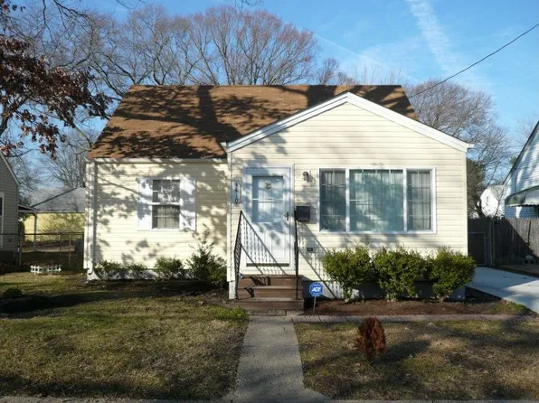 3410 Brighton St, Portsmouth, VA 23707