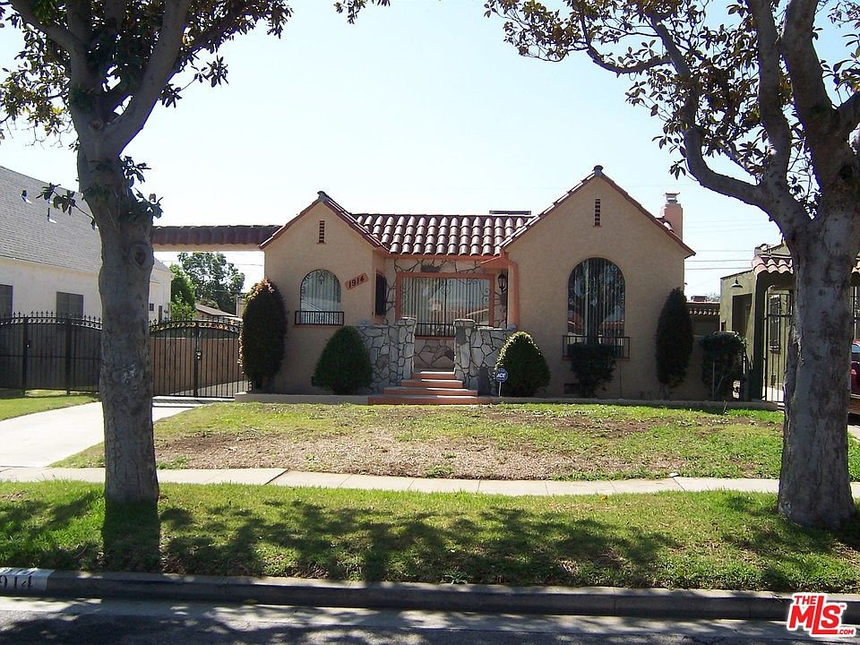 1st image of 1914 W 84th St