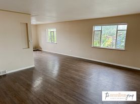 230 Hazel Ct, Denver, CO