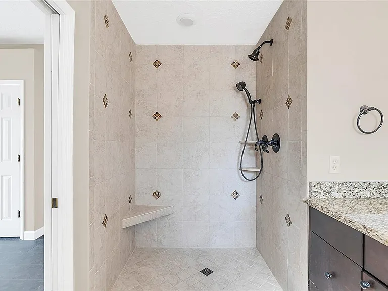 7221 Bay Club Way — Photo 10