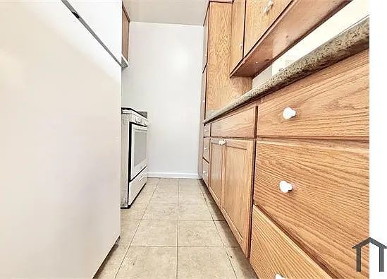1656 Arlington Ave #A — Photo 2