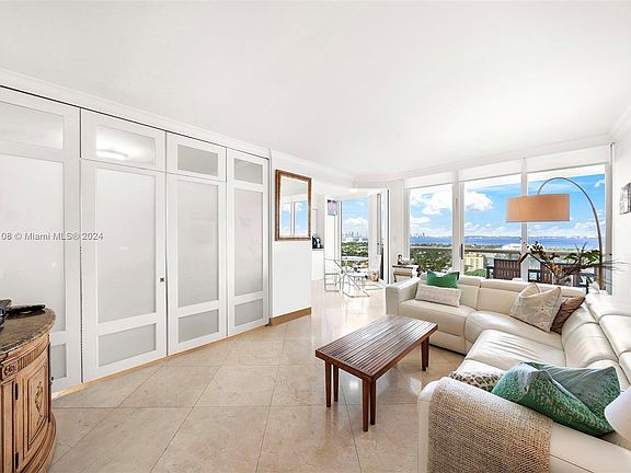 3rd image of 4775 Collins Ave APT 2506
