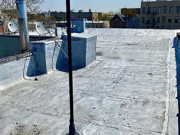 5th image of 33-12 29th St #1