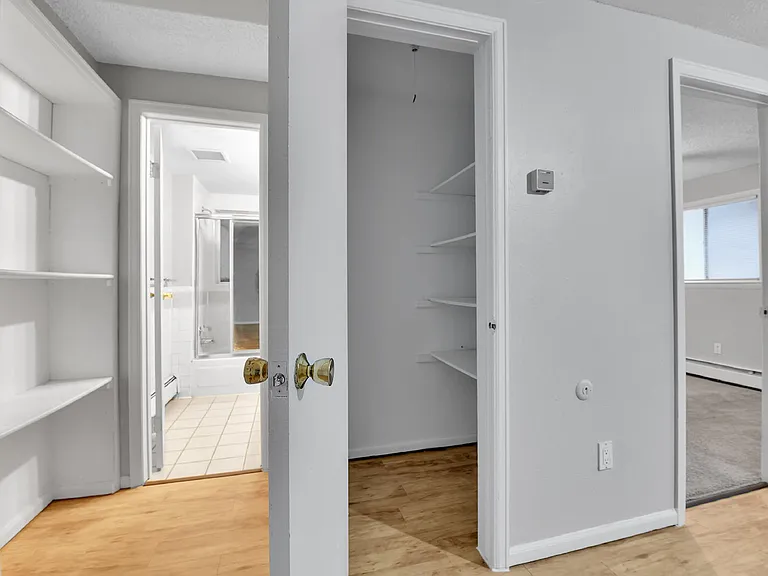 1201 Brentwood St #1207.5 — Photo 16