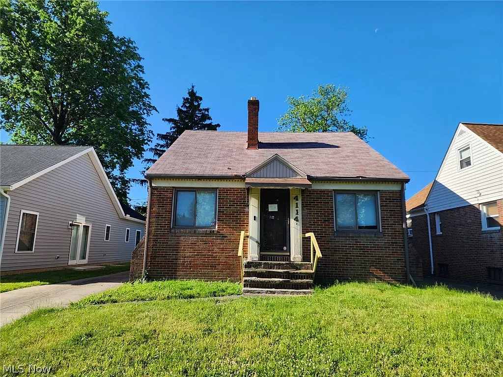 4114 Ellison Rd photo 1