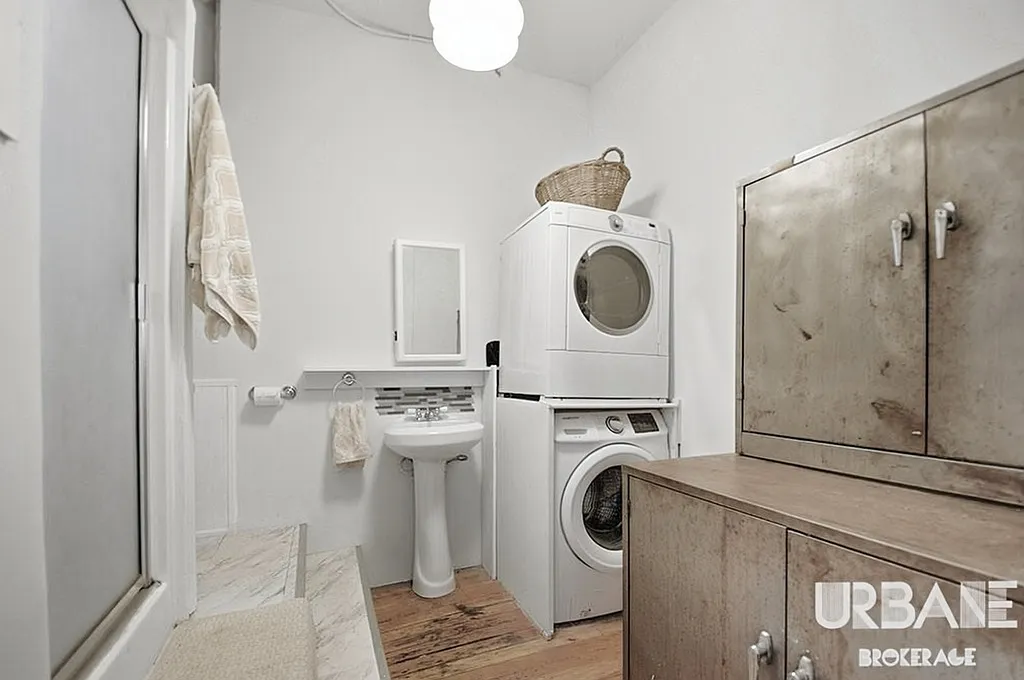 247 Grand Street — Photo 3