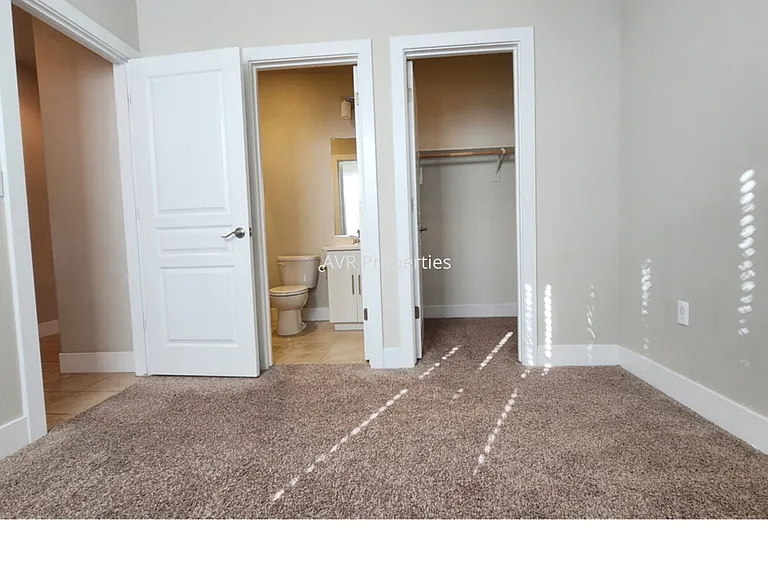 5635 Melodia Cir — Photo 12