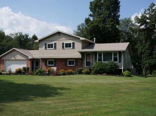 5470 Frederick Dr, Erie, PA 16510
