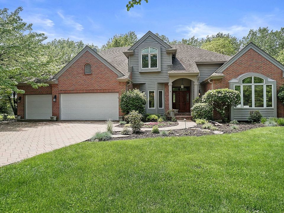 1st image of 1440 Forest Dr