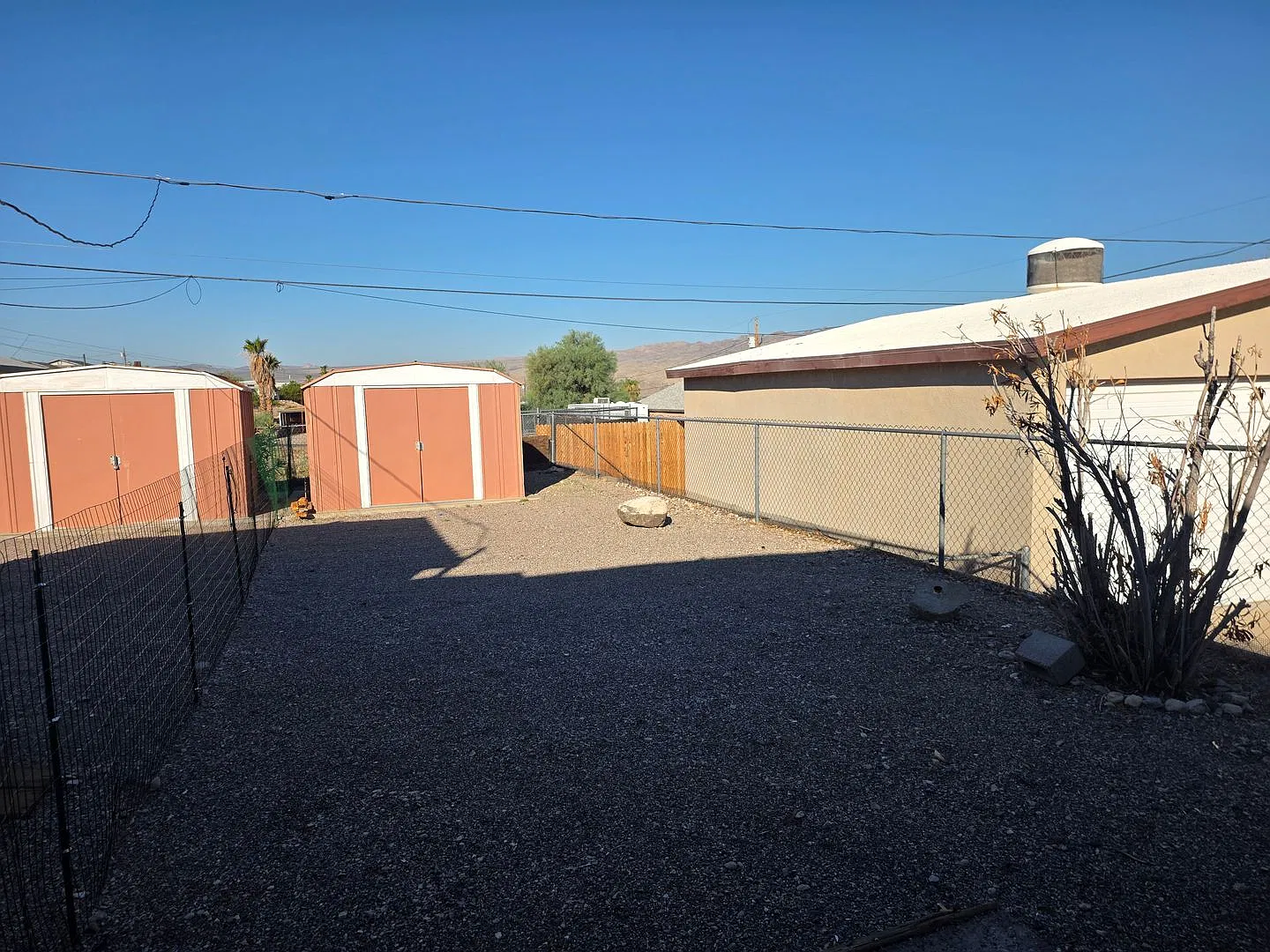Charming 1-Bedroom Home on Spacious Lot in Bullhead City — Photo 3