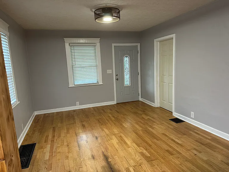 1543 Lodge St — Photo 11