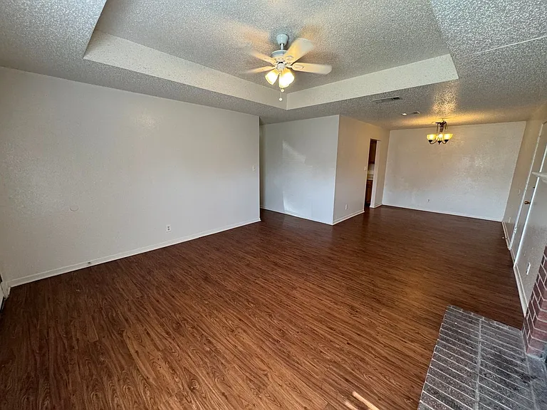 7510 Connie Ln — Photo 5