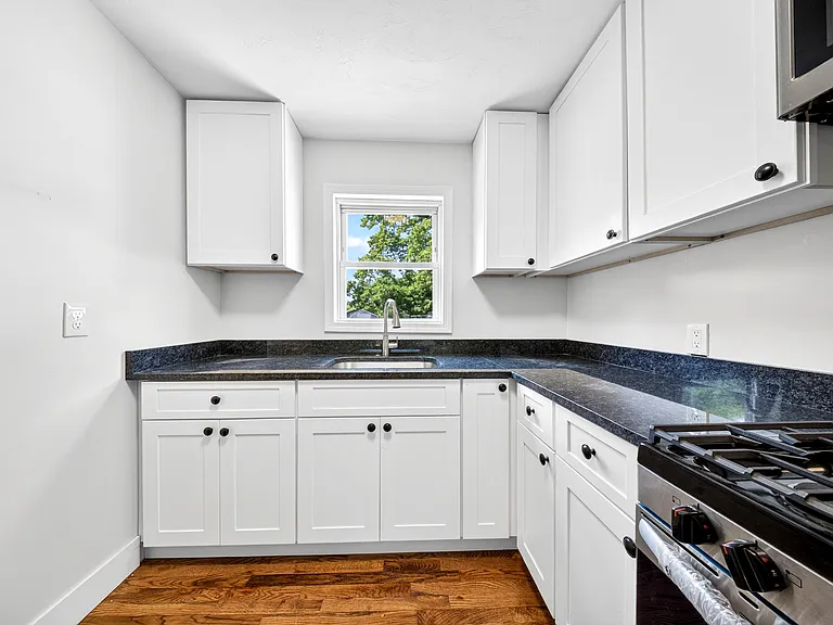 329 South St #1E — Photo 14