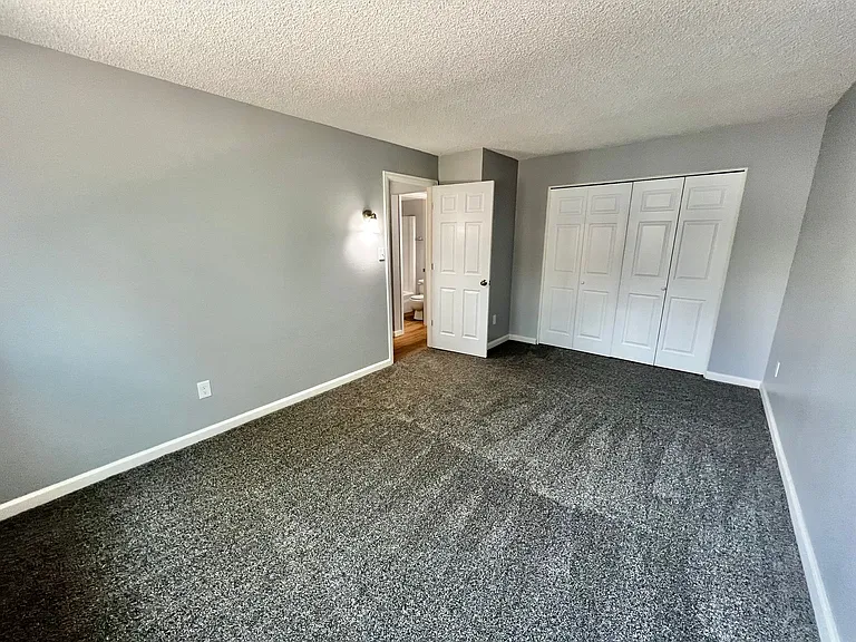 Myers Court — Photo 6