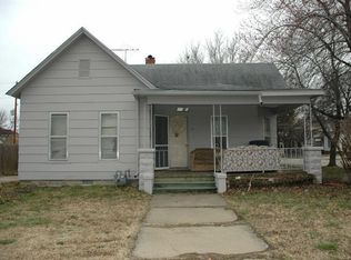 2330 Crawford Ave, Parsons, KS 67357