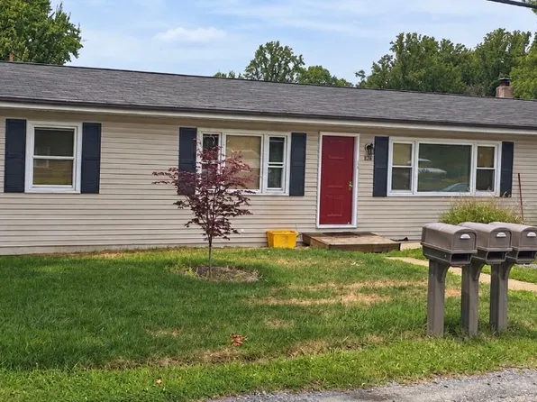 828 Hillside Ave APT 3, Edgewater, MD 21037