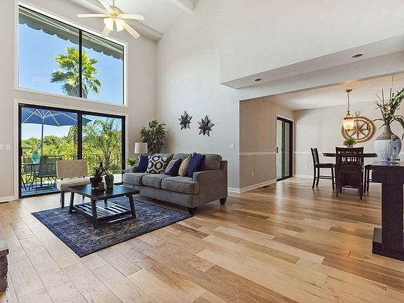 2nd image of 28050 Glenmeade Way