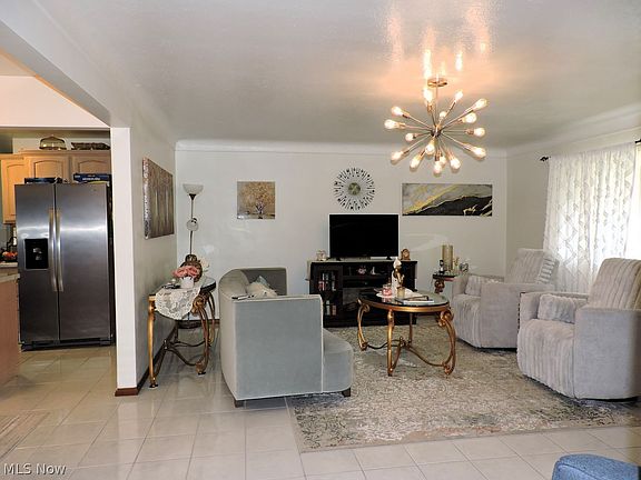 4th image of 485 Harris Rd