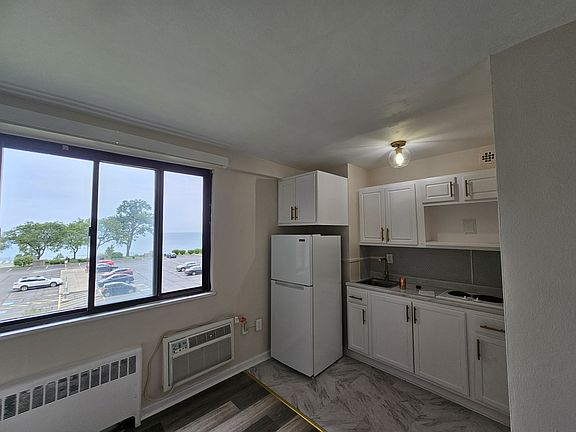 View the water right in your living room.