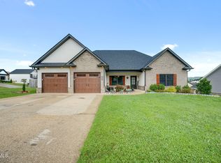 1035 Cabot Cv, Jonesborough, TN 37659