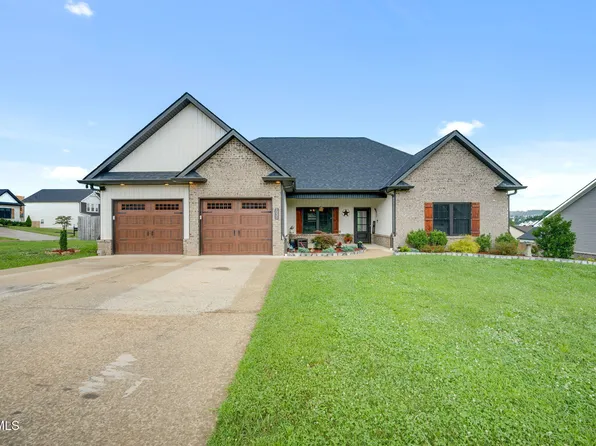 1035 Cabot Cv, Jonesborough, TN 37659
